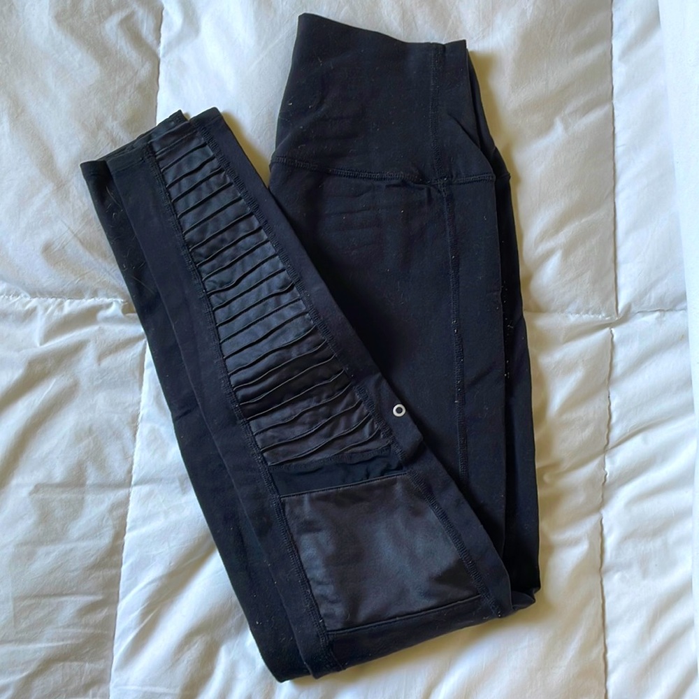 ALO Yoga high waist Moto leggings